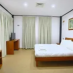 Hotel Kastrati Golem (Tirana)