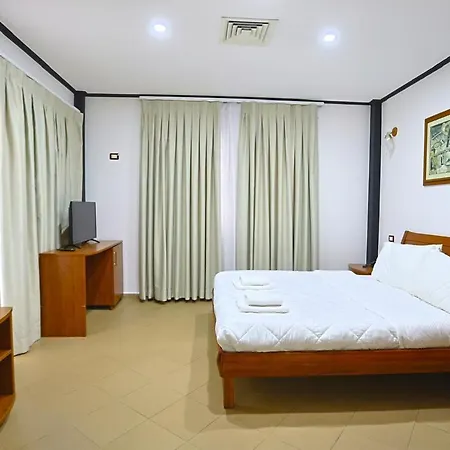 Otel Kastrati Golem (Tirana)