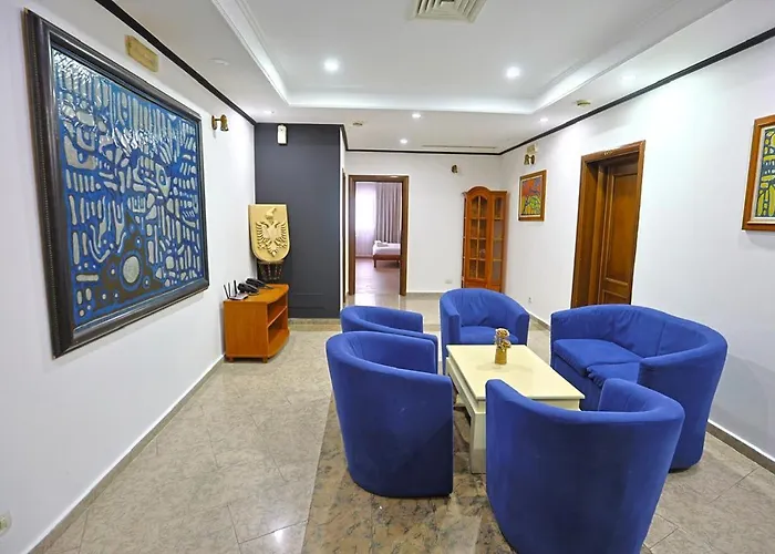 Kastrati Hotel Golem (Tirana)