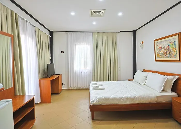 Kastrati Golem (Tirana)